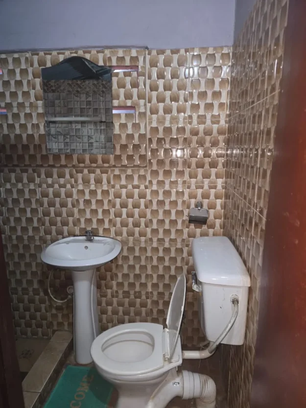 Single room self-contained - Image 3